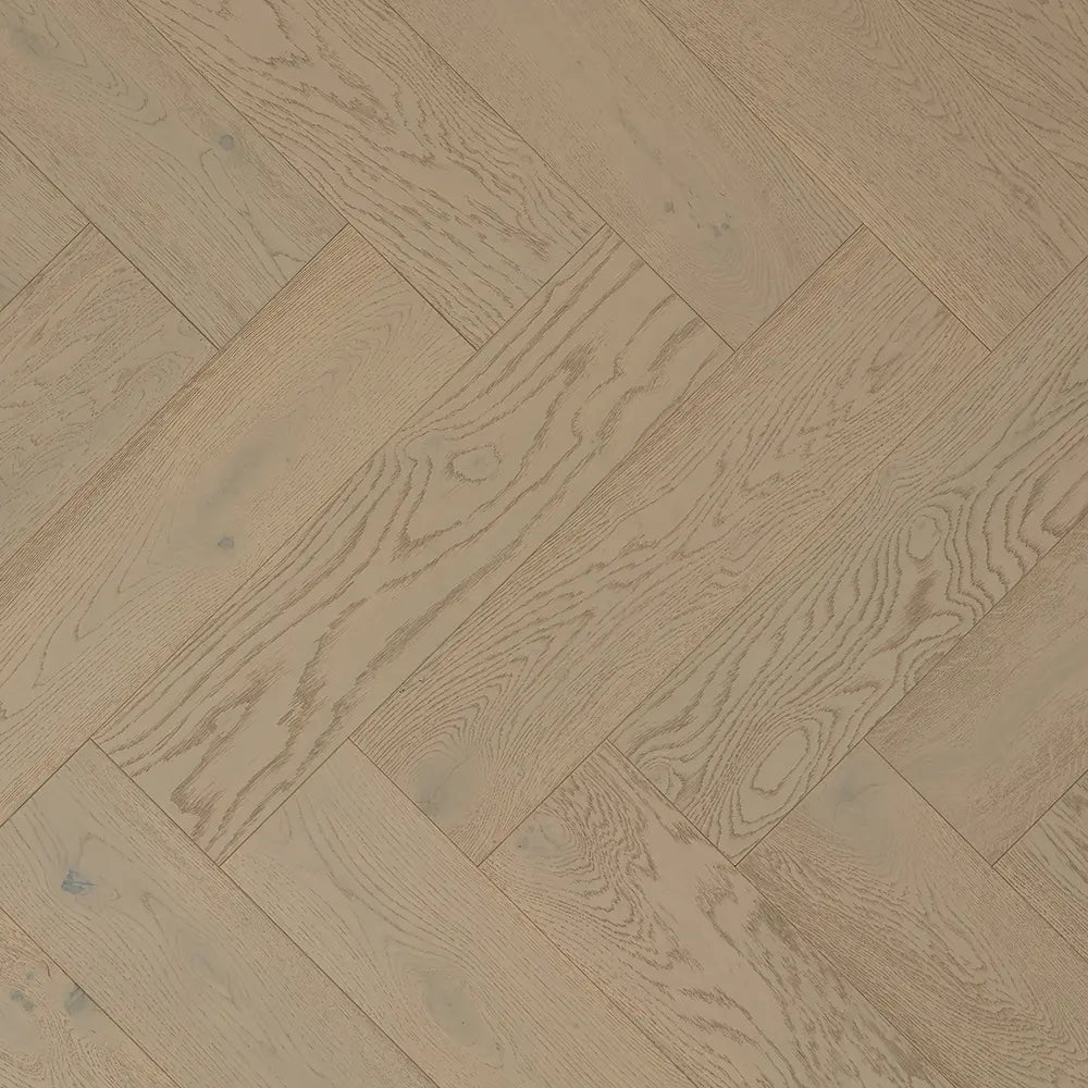 Furlong - Platinum Oak WH6 Herringbone (€84.99/m2)