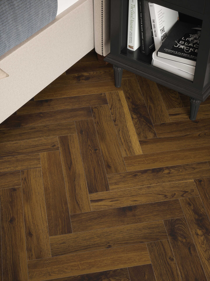 Canadia Aqua - Smoked Cathedral Oak Herringbone 12mm (€42.99/m2)