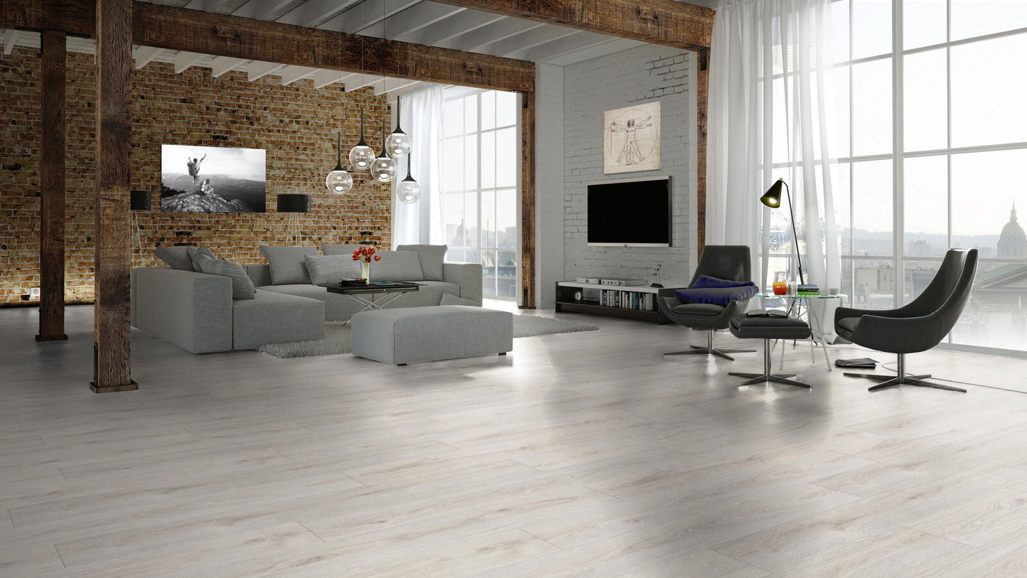 Kronopol Sigma - Pamphylia Oak 8mm (€17.99/m2)