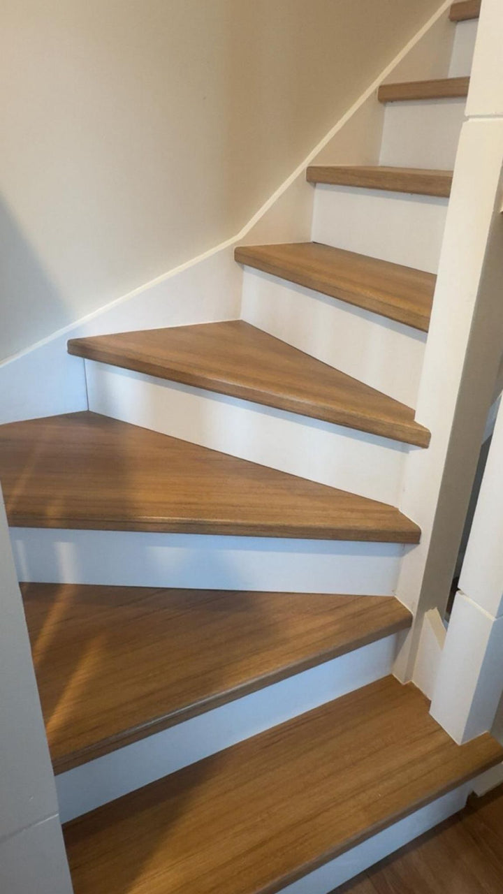 Stair System - Nero Oak