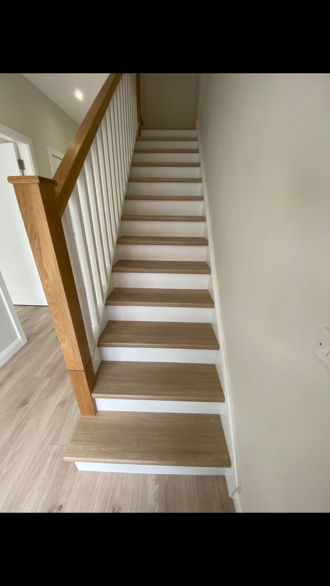 Stair System - Roicha Oak